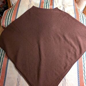 Beryll Chocolate Brown Poncho 100% cashmere